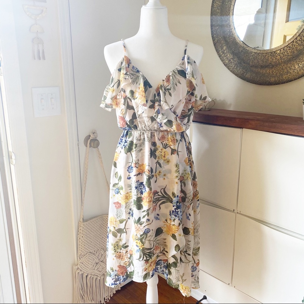 NWT June & Hudson L Floral Cold Shoulder Midi Dress